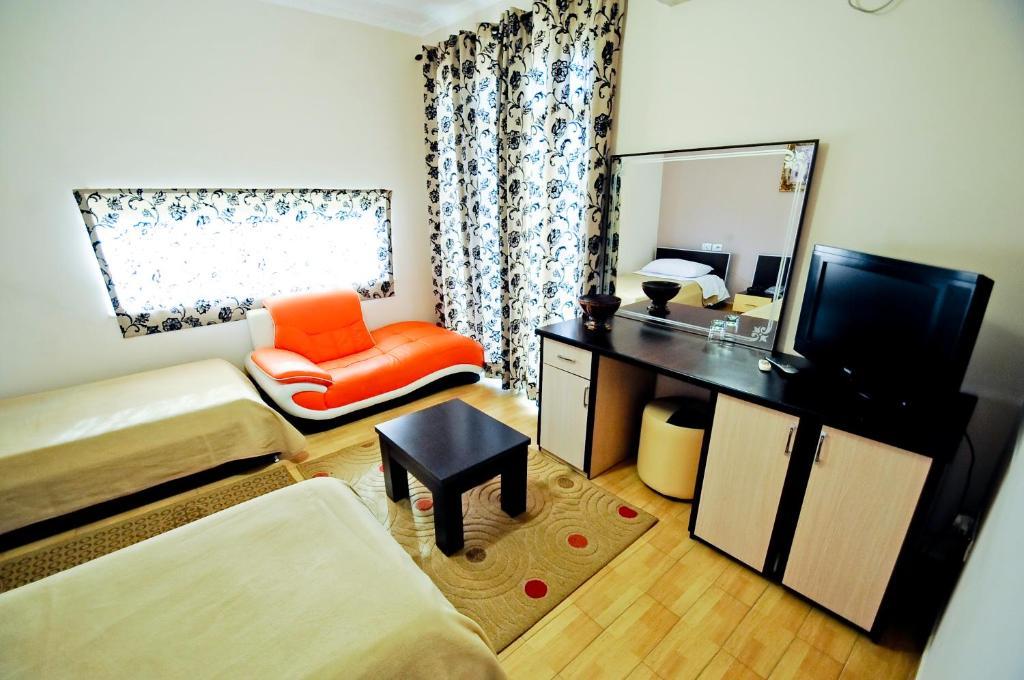 Hotel Lubjana Τίρανα Εξωτερικό φωτογραφία
