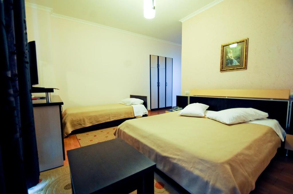 Hotel Lubjana Τίρανα Εξωτερικό φωτογραφία