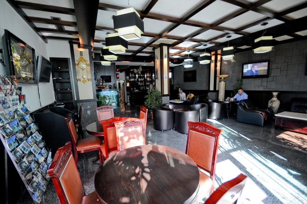 Hotel Lubjana Τίρανα Εξωτερικό φωτογραφία