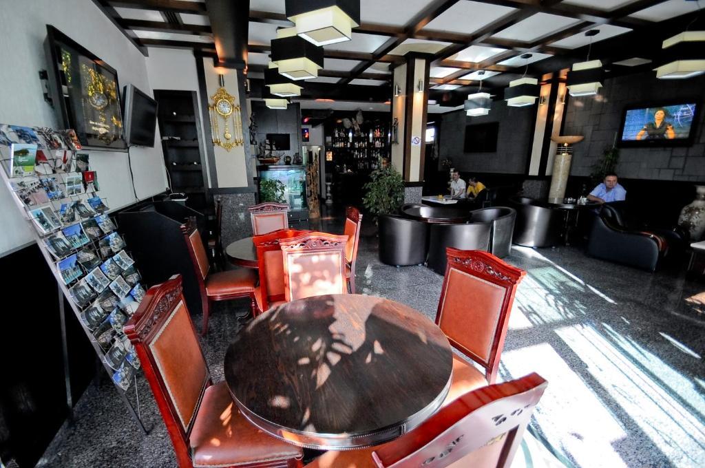 Hotel Lubjana Τίρανα Εξωτερικό φωτογραφία